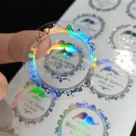 Şeffaf holografik etiket